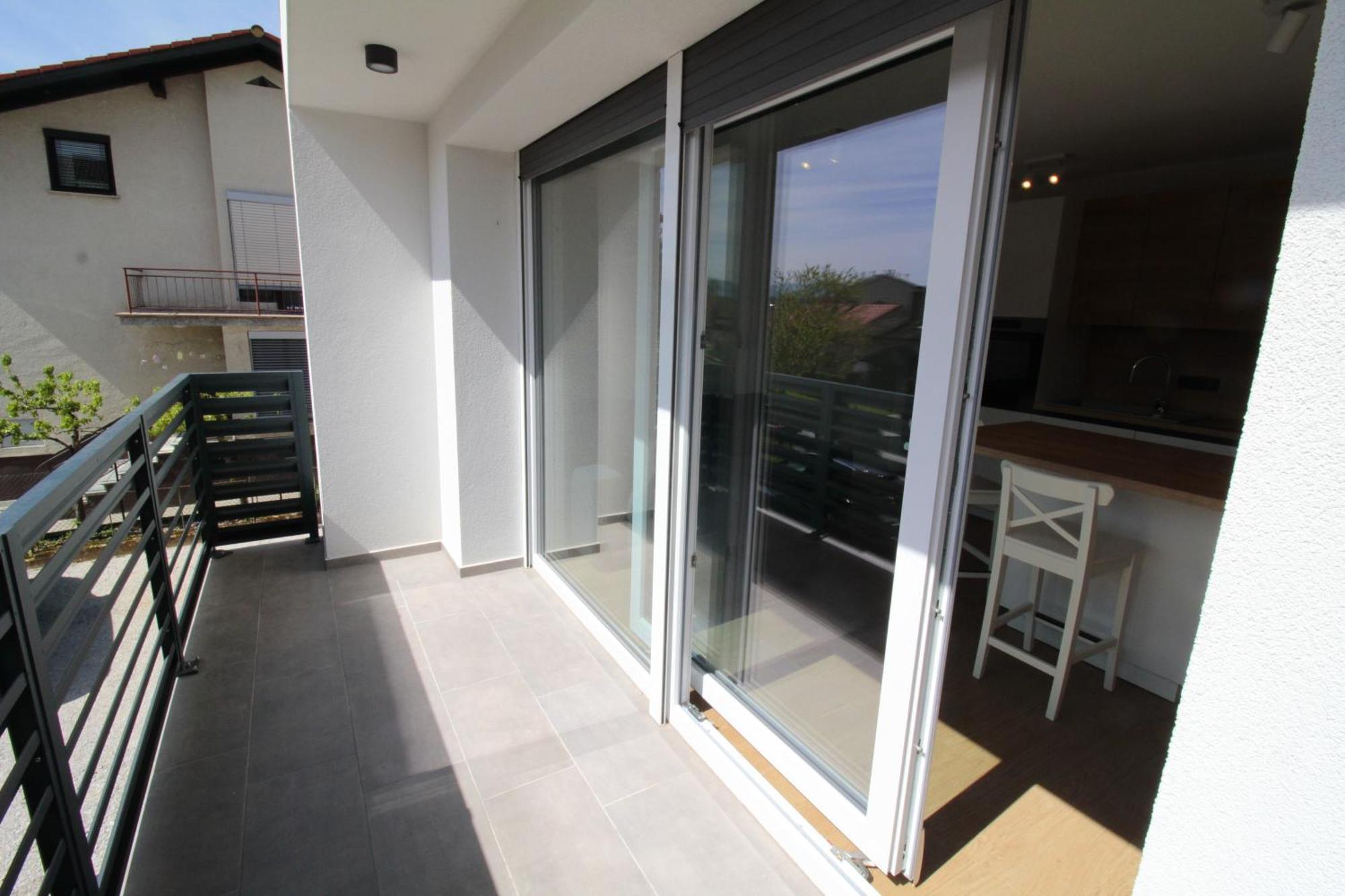 Naia Apartments 新梅斯托 外观 照片