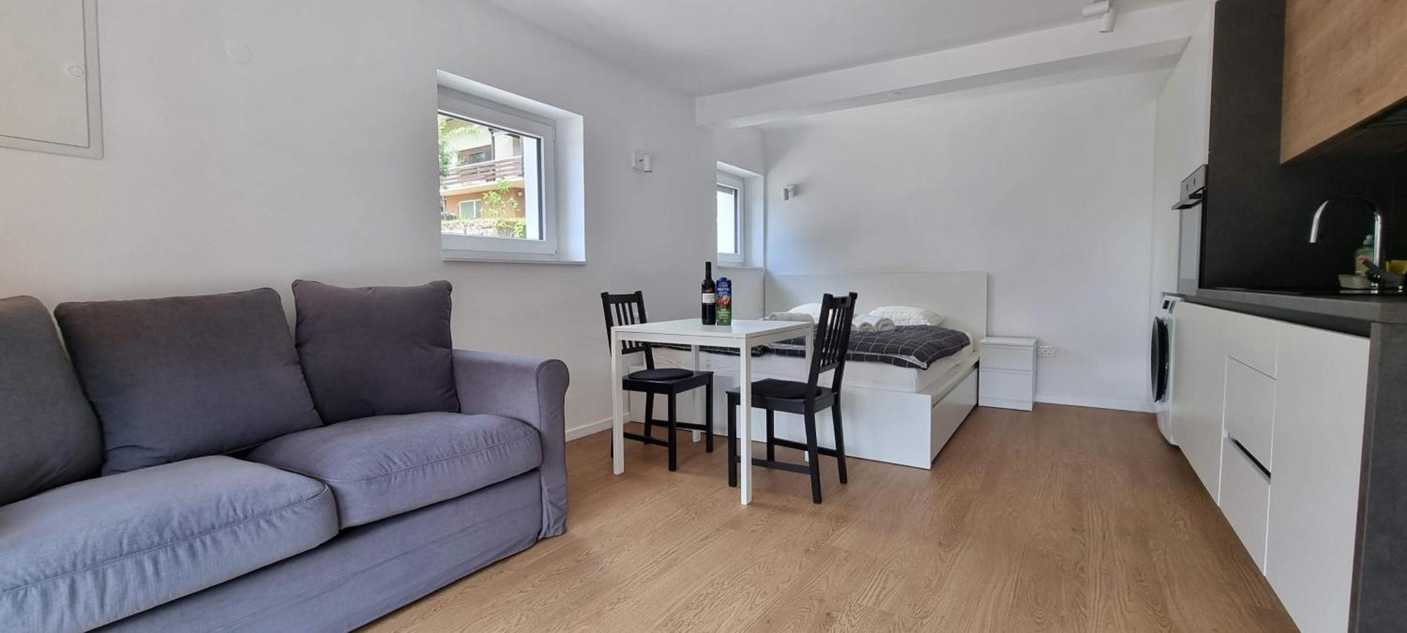 Naia Apartments 新梅斯托 外观 照片