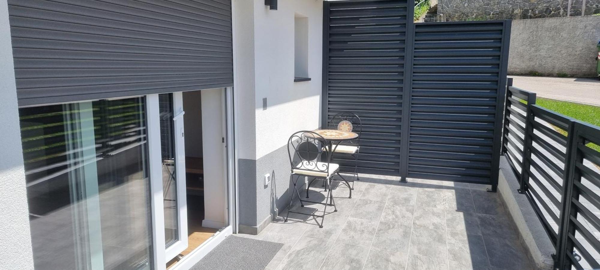 Naia Apartments 新梅斯托 外观 照片